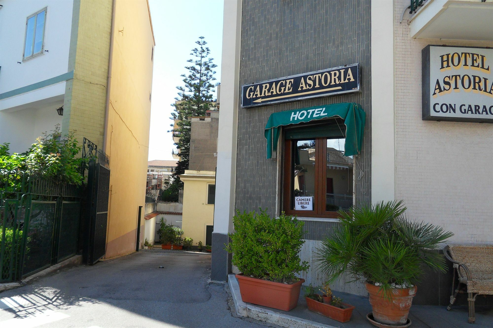 Hotel Astoria ポンペイ エクステリア 写真